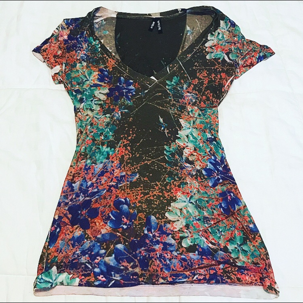 Floral T-Shirt | XS